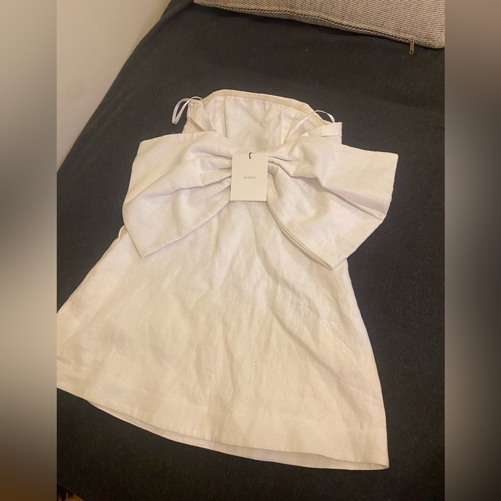 DISHT Elegant White Dress size 4